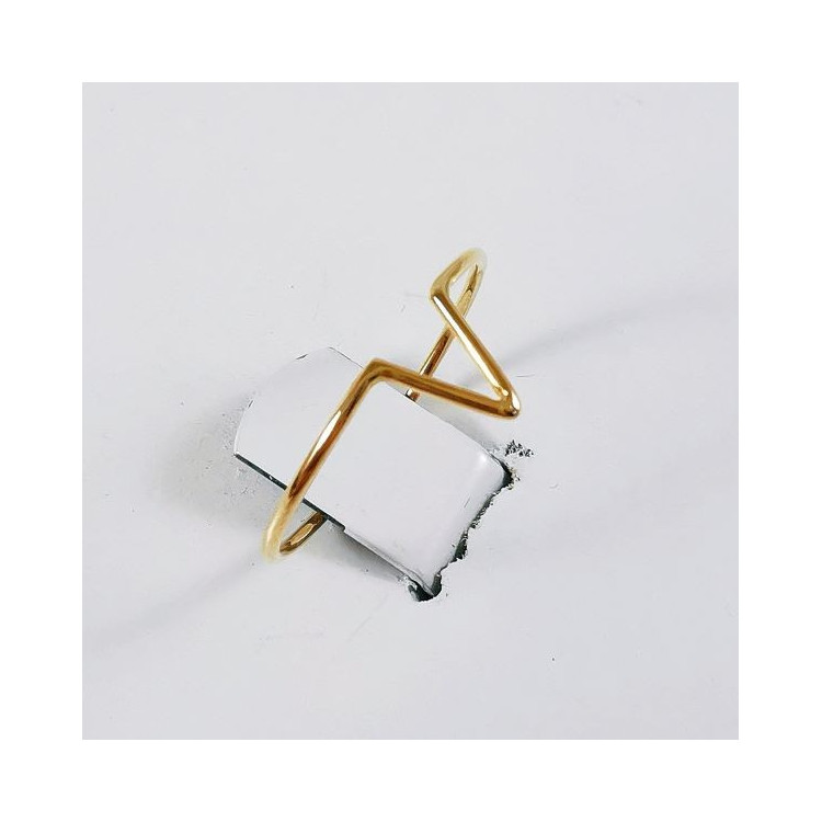 Bague V Or Jaune 750 - 18 carats