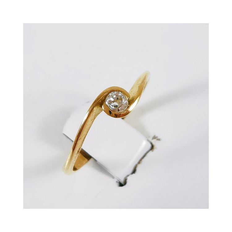 Bague "Tourbillon d'Amour" Solitaire Diamant 0.08 ct Or Jaune 750 - 18 carats  Bague de fiançailles