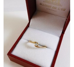 Bague "Tourbillon d'Amour" Solitaire Diamant 0.08 ct Or Jaune 750 - 18 carats