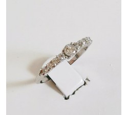 Bague Solitaire Accompagné Diamants Or Blanc 750 - 18 carats