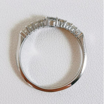 Bague Solitaire Accompagné Diamants Or Blanc 750 - 18 carats
