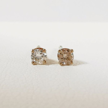 Boucles d'Oreilles puces "Iconic" Diamants 2 X 0.09 ct Or Blanc 750 - 18 carats