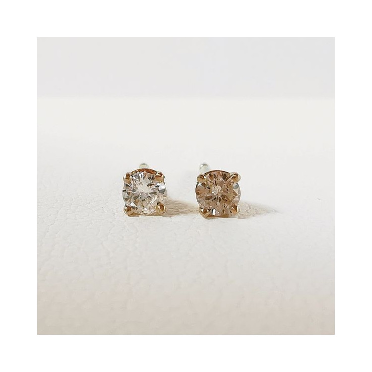 Boucles d'Oreilles puces "Iconic" Diamants 2 X 0.09 ct Or Blanc 750 - 18 carats