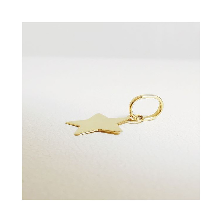 Pendentif Etoile Or Jaune 750 - 18 carats