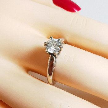 Bague Solitaire Diamant 0.64 ct Or Blanc 750 - 18 carats