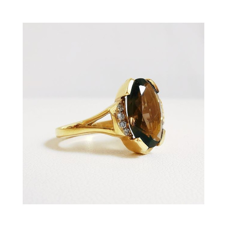Bague Quartz fumé et Diamants Or Jaune 750 - 18 carats