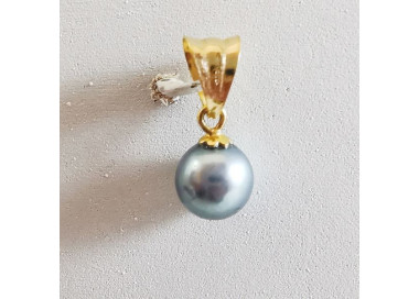 Pendentif Or Gris Avec Perle Goutte Et Diamants – Occasion, Photo Du 01/02/2024
