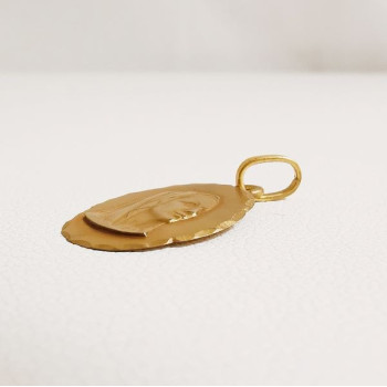 Pendentif Médaille Vierge Or Jaune 750 - 18 carats