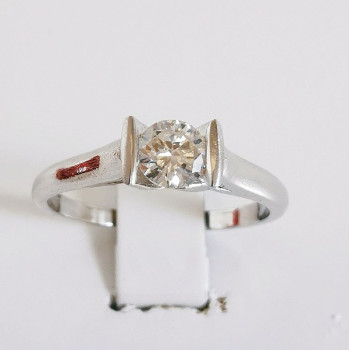 Bague Solitaire "Amour Absolu" Diamant 0.29 ct Or Blanc 750 - 18 carats