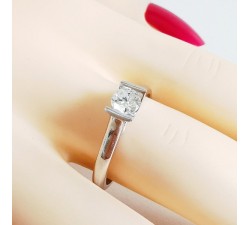 Bague Solitaire "Amour Absolu" Diamant 0.29 ct Or Blanc 750 - 18 carats