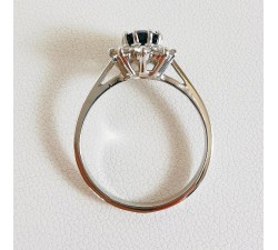 Bague "Lady" Saphir entourage Diamants Or Blanc 750 - 18 carats