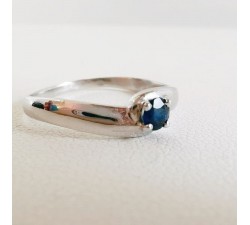 Bague Saphir Or Blanc 750 - 18 carats.