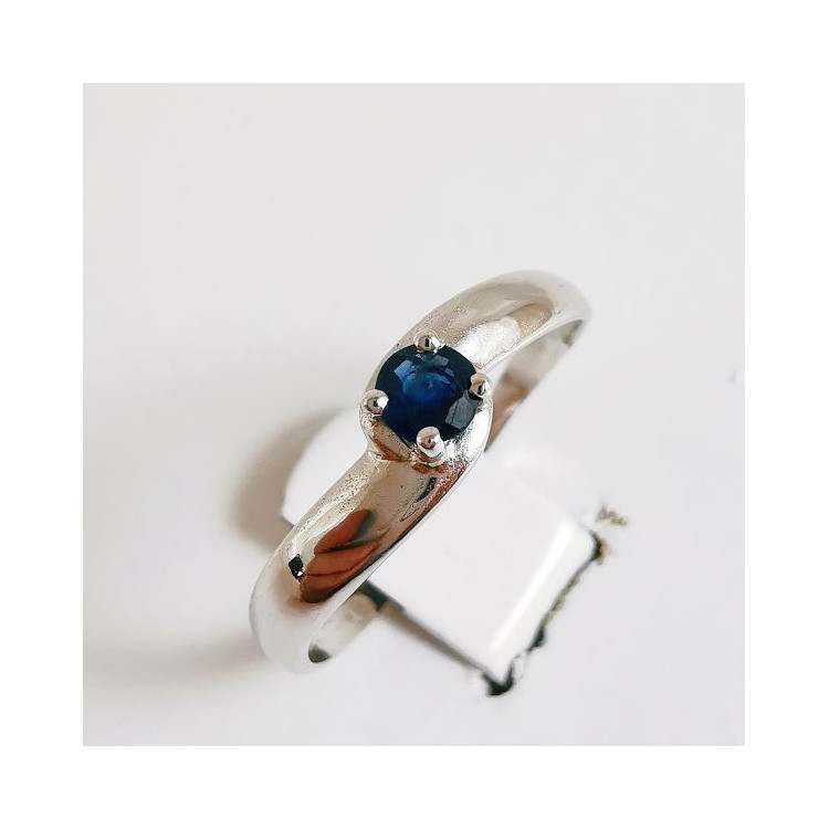 Bague "Voluté d'Amour" Saphir Or Blanc 750 - 18 carats