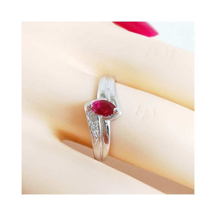 Bague Rubis Diamant Or Blanc 750 - 18 carats