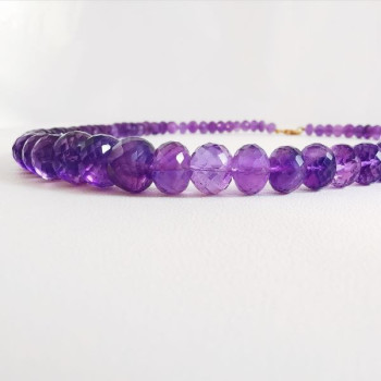 Collier de Perles Améthyste Facettées
