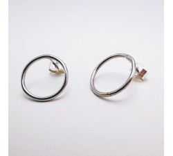 Boucles d'oreilles cercle Argent. Bijoux de fabrication française. Bijoux made in France