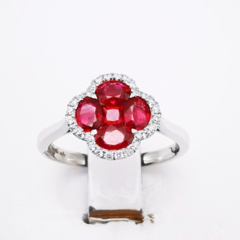 Bague Trèfle Rubis Diamants Ligne Vendôme Or blanc 750 - 18 carats